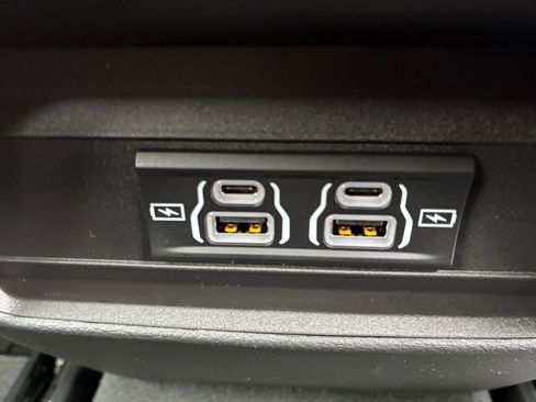 New 2025 Jeep Grand Cherokee Laredo image 6