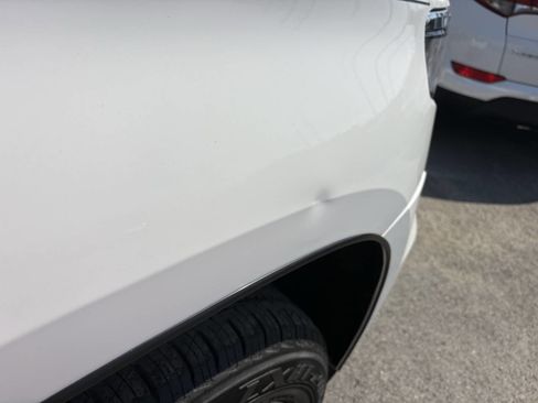 Used 2015 Chevrolet Tahoe LT image 9