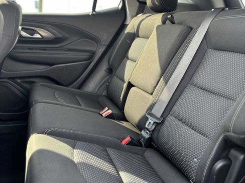 Used 2022 GMC Terrain SLE w/ Driver Convenience Package AWD/4WD image 18