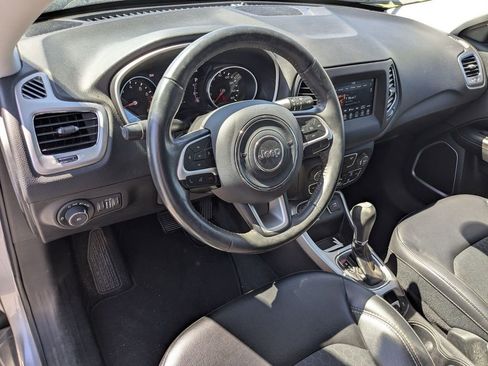 Used 2019 Jeep Compass Latitude w/ Popular Equipment Group image 10