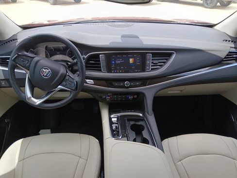 Used 2023 Buick Enclave Essence FWD image 19