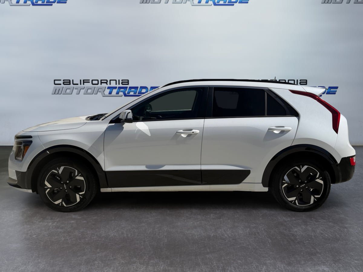 Used 2023 Kia Niro Wind FWD image 8