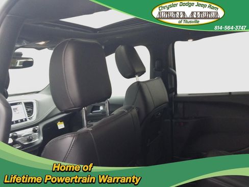 New 2026 Chrysler Pacifica Select image 26