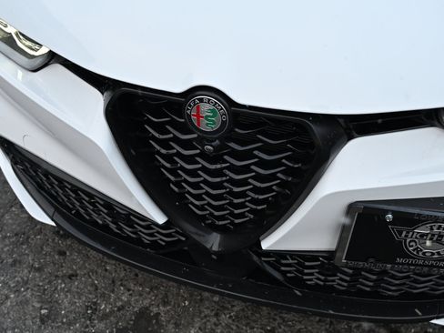 Used 2024 Alfa Romeo Tonale Veloce w/ Active Assist Package image 49