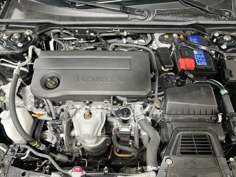Used 2025 Honda Civic Sport image 26