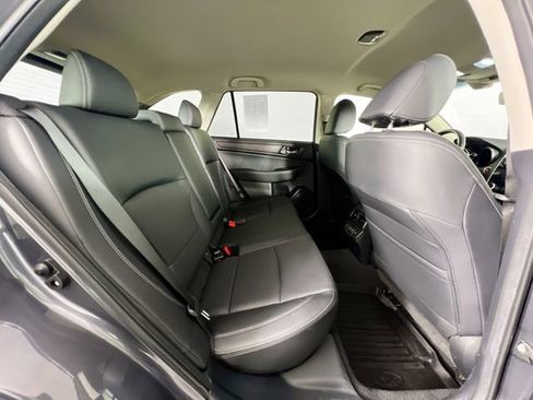 Used 2019 Subaru Outback 2.5i Limited AWD/4WD image 24