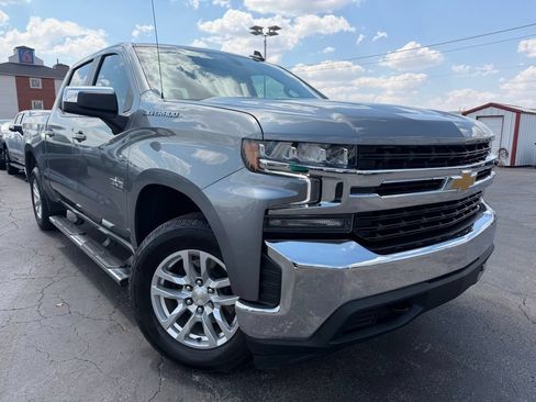 Used 2021 Chevrolet Silverado 1500 LT AWD/4WD image 2
