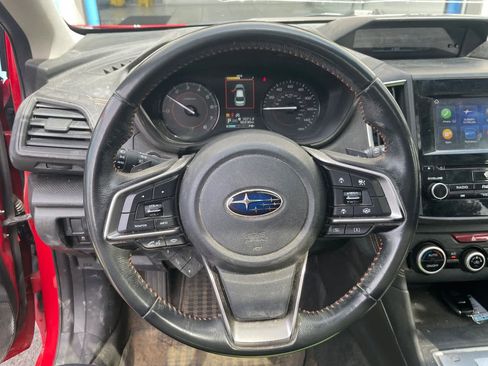 Used 2021 Subaru Crosstrek 2.0i Premium w/ Moonroof Package AWD/4WD image 9