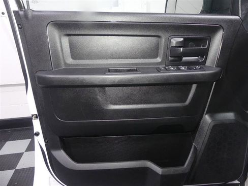 Used 2017 RAM 2500 Tradesman w/ Chrome Appearance Group AWD/4WD image 15