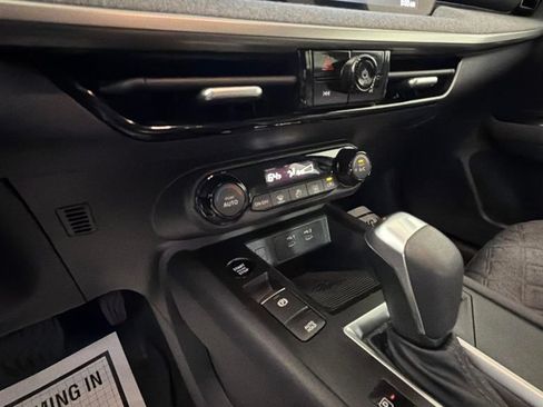 Used 2026 Nissan Kicks SV FWD image 22