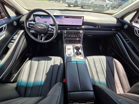 Used 2025 Genesis GV80 2.5T Standard AWD/4WD image 7