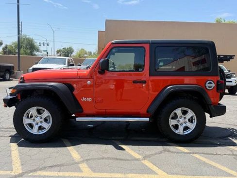Used 2020 Jeep Wrangler Sport AWD/4WD image 6