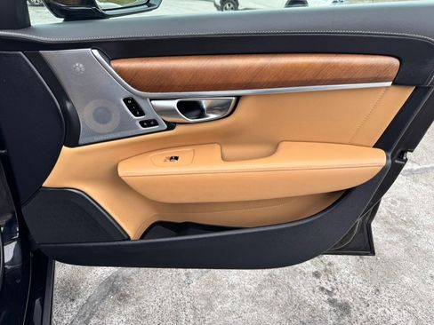 Used 2018 Volvo S90 T6 Inscription w/ Convenience Package image 34