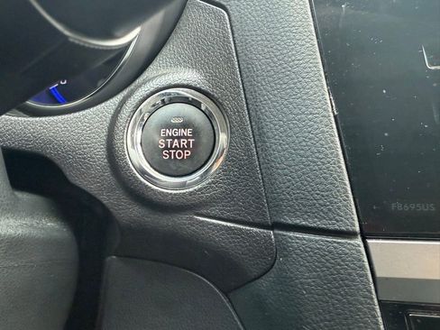 Used 2016 Subaru Legacy 2.5i Limited image 20