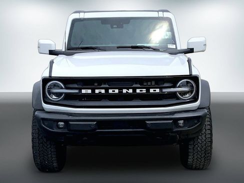 Used 2025 Ford Bronco Outer Banks w/ Sasquatch Package AWD/4WD image 7