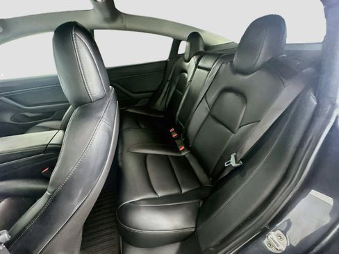 Used 2019 Tesla Model 3 Standard Range Plus RWD image 26