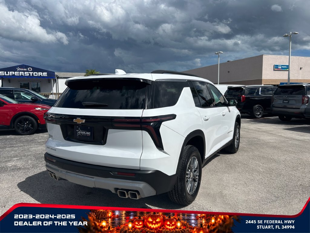 Used 2026 Chevrolet Traverse LT w/ Driver Confidence Package FWD image 5
