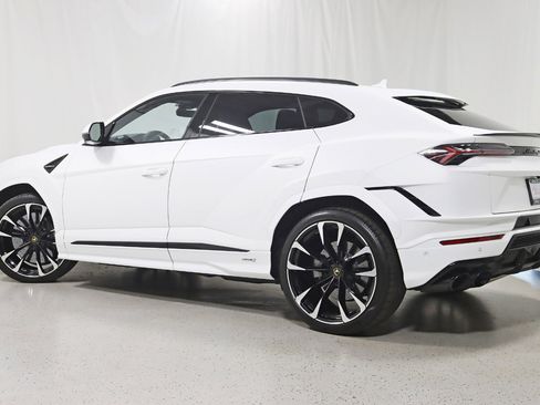 Used 2024 Lamborghini Urus S image 10