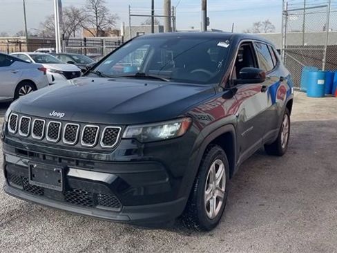 Used 2023 Jeep Compass Sport image 7