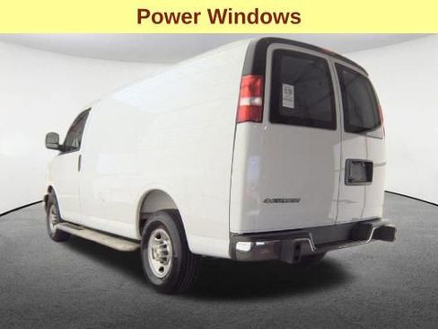 Used 2025 Chevrolet Express 2500 w/ Driver Convenience Package image 8
