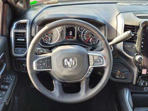 New 2026 RAM 2500 Big Horn AWD/4WD image 8
