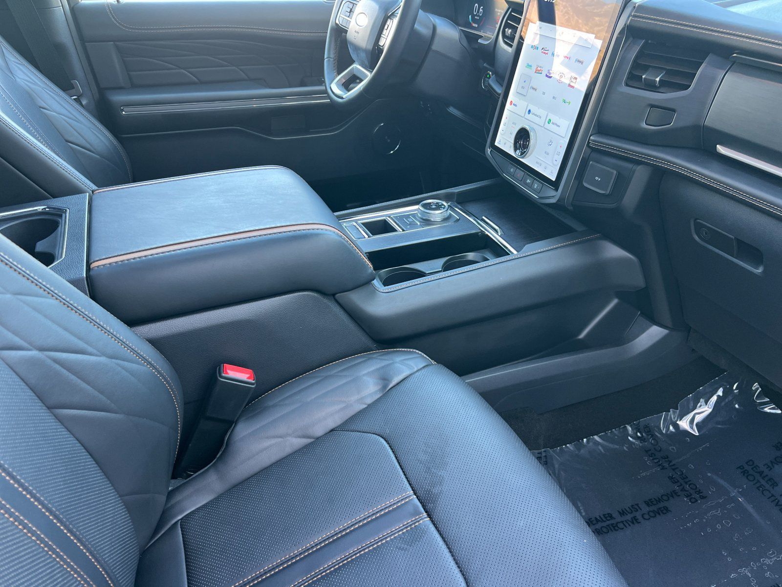 Used 2024 Ford Expedition Platinum RWD image 16
