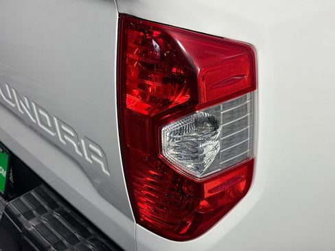 Used 2019 Toyota Tundra SR image 31