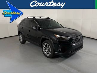 Used 2022 Toyota RAV4 XLE Premium video 1