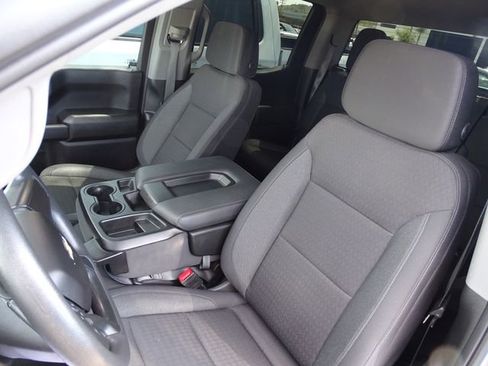 Used 2024 Chevrolet Silverado 1500 Custom w/ Turbomax Blackout Package RWD image 8