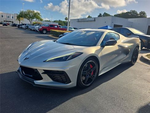 Used 2021 Chevrolet Corvette Stingray Preferred Cpe w/ Z51 Performance Package RWD image 6