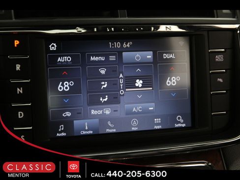 Used 2020 Lincoln Continental AWD w/ Premium Package image 12