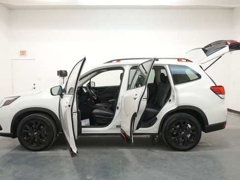 Used 2023 Subaru Forester Sport image 27