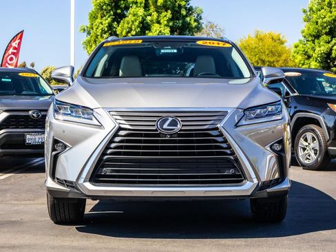 Used 2017 Lexus RX 350 FWD w/ Luxury Package image 4