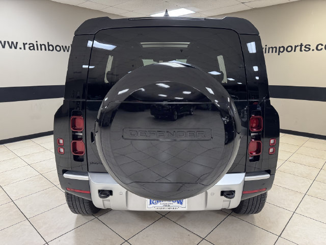 Used 2024 Land Rover Defender 110 S AWD/4WD image 5