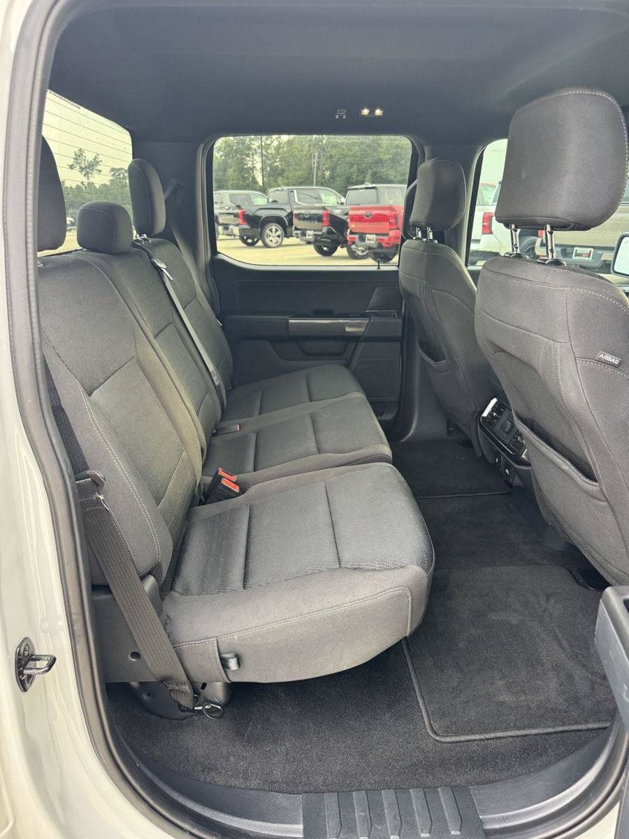 Used 2023 Ford F150 XLT w/ Equipment Group 302A High RWD image 19