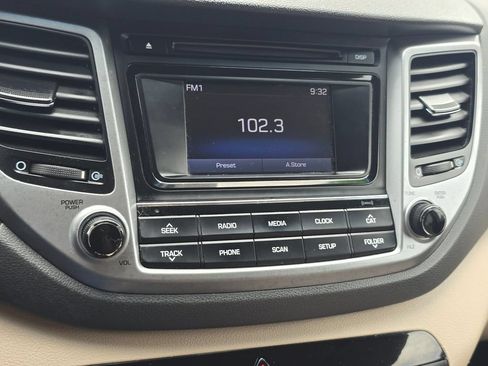Used 2017 Hyundai Tucson SE FWD image 26