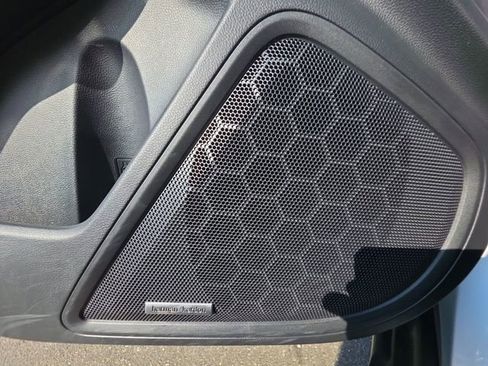 Used 2023 Subaru Outback Limited image 40