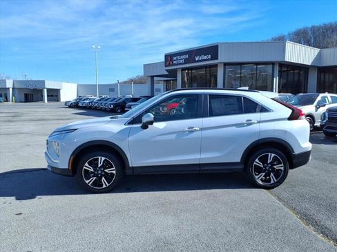 New 2026 Mitsubishi Eclipse Cross SE image 2