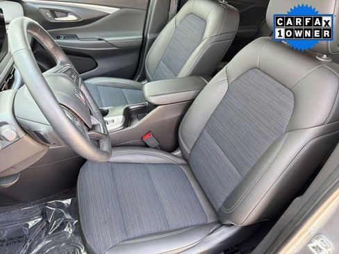 Used 2024 Buick Envista Preferred w/ Convenience I Package FWD image 5