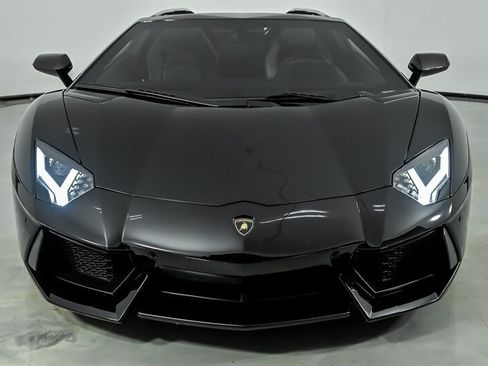 Used 2014 Lamborghini Aventador LP 700-4 AWD/4WD image 5