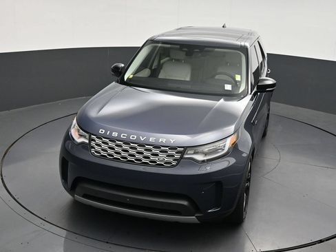 Used 2024 Land Rover Discovery S AWD/4WD image 21