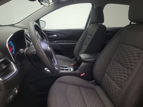 Used 2020 Chevrolet Equinox LT image 17