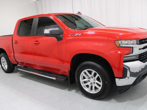 Used 2020 Chevrolet Silverado 1500 LT w/ All-Star Edition AWD/4WD image 3