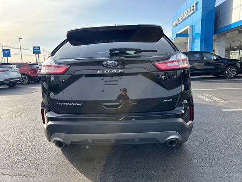 Used 2024 Ford Edge Titanium AWD/4WD image 4