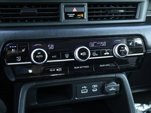 Used 2023 Honda Pilot Elite image 23