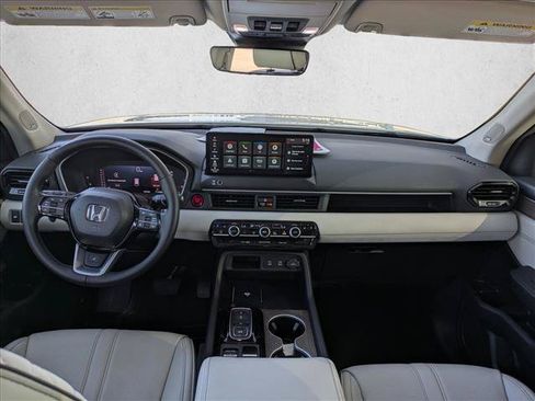Certified 2026 Honda Pilot Elite image 19