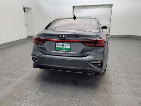 Used 2021 Kia Forte LXS FWD image 7