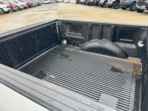 Used 2019 Ford F150 XLT image 3