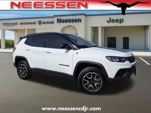 New 2026 Jeep Compass Trailhawk image 1
