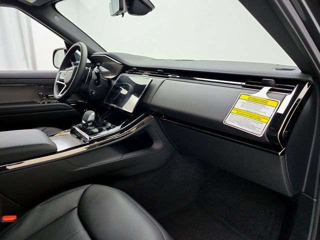 New 2026 Land Rover Range Rover Sport SE AWD/4WD image 17